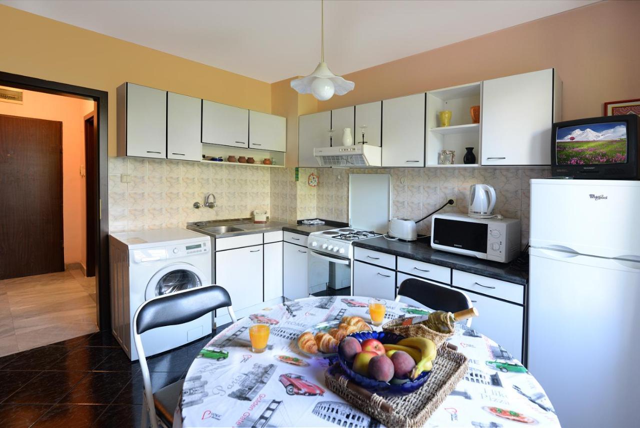 Beautiful Location Apartment София Экстерьер фото